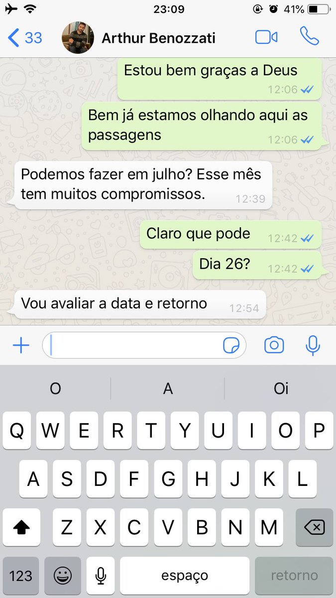 erlan_bastos's tweet photo. Eu converso com Arthur há 2 meses para marcar uma entrevista com ele. Porém a agenda nunca bateu. Meu contato com ele até então é superficial. Parem de inventar idiotice! Qualquer pessoa pode tá ajudando ele no Twitter ele uma condição de vida muito boa por sinal. https://t.co/v2kaN0XKER