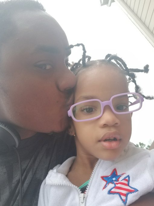 Love being a parent https://t.co/1GPJSOkbva<a href="/tag/blackpanther"class="tags"><span>#blackpanther</span></a><a href="/tag/wakandaforever"class="tags"><span>#wakandaforever</span></a><a href="/tag/blackcosplayer"class="tags"><span>#blackcosplayer</span></a>