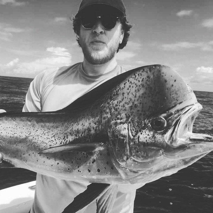 firedupcharters's tweet photo. The infamous Maui fish. https://t.co/ppa6BEiszO https://t.co/3qD4XyIAub