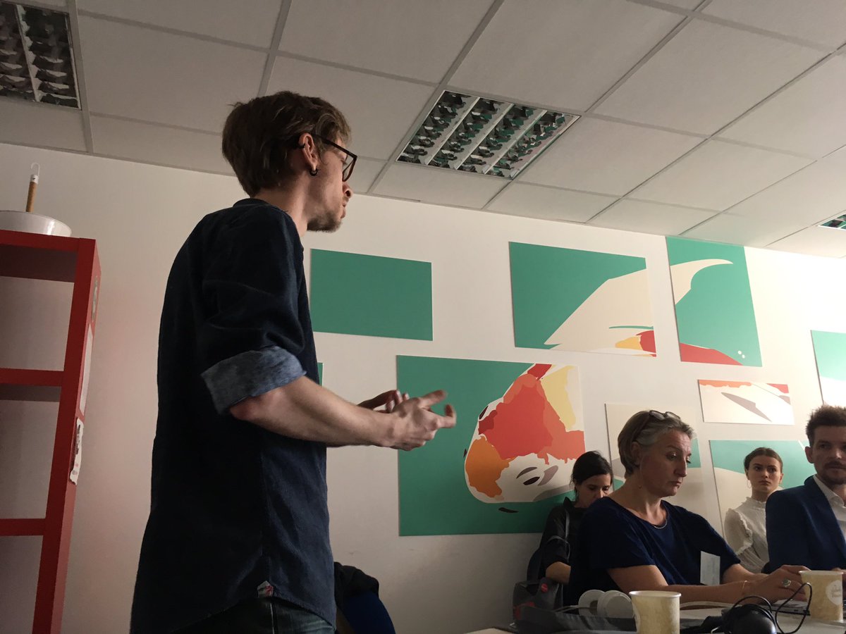 SmartFr's tweet photo. #Letscoop2019 Témoignage #CreativeCoop, #creativepeople « j’ai choisi la coopérative plutôt que l’auto-entrepreunariat pour pouvoir embaucher et développer mon activité » Libs, entrepreneur salarié https://t.co/MCryb6nThZ