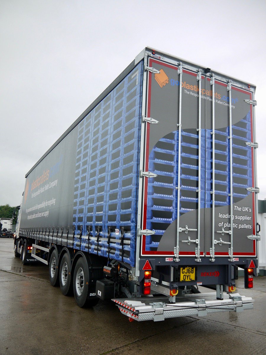 dekersolutions's tweet image. @dekersolutions deliver new Deker ENXL ClearDek Straightframe trailer to @tomsetts. Many thanks for the business. Thanks to @sign_tek for supporting @tomsetts customer with another great livery. #Dekersolutions #SignTek