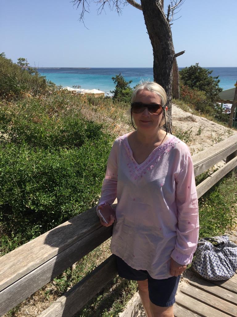CoTishtash's tweet photo. Enjoying the Sardinia sunshine #loveSardinia https://t.co/zsYFDjZIEz