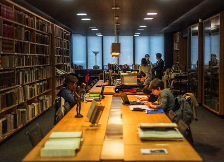 bobcatsss2020's tweet photo. What is your favorite library in Paris? ๐
#bobcatsssconference
#UPEMBobcatsss2020
#bobParis2020
#parisconference
#parisexperience
#purecontent
#bobcontent
#anewcity
#bibliotheque
#bibliothequecharcot
#bookstagram
#book
#paris
#france
Picture by: @elise_alves https://t.co/YgzakjuBJH