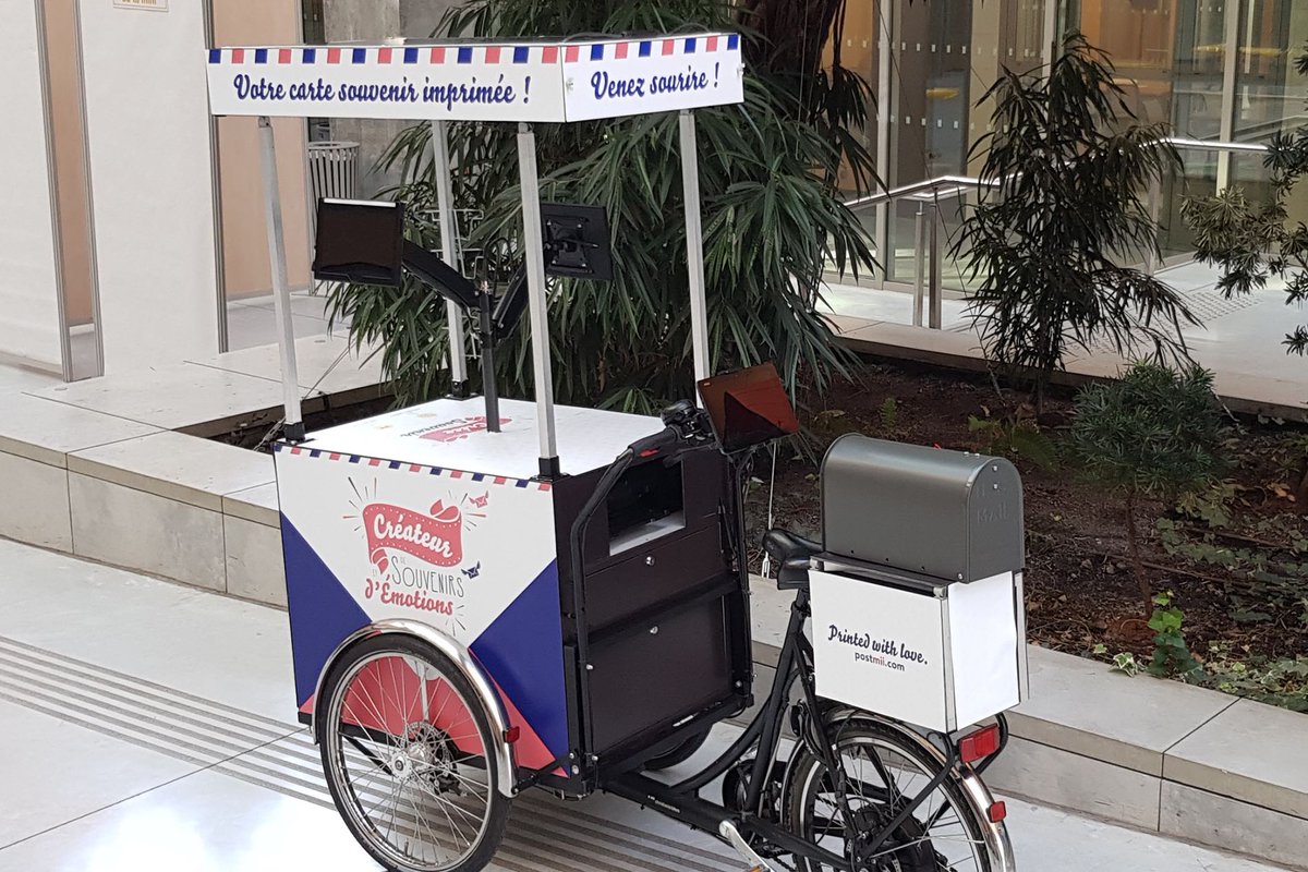 [NEW IN] Nous accueillons <a href="/PostmiiCard/">Postmii</a> , Le Triporteur Photobooth Autonome 📸 Personnalisable et mobile, une animation originale pour votre mariage 💍

➡️ lyon-mariage.com/prestataires/p…

#mariage #wedding #lyonmariage #photoboothmariage