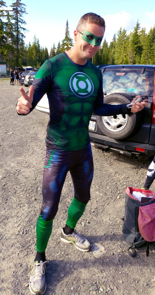 kmwhitter's tweet photo. 11th trip to Tough Mudder and one of the best for sure.  Great colleagues and weather. I’ll be back again. @ToughMudder @VancityReynolds Why did I choose this character 😂 https://t.co/bdZUm3O5oj https://t.co/tigHlLlVSO