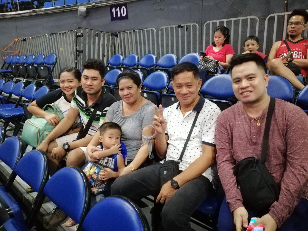 ExperiencePBA's tweet photo. Let's make this month a tribute to our fathers. Here are some photos of PBA players, coaches, and fans with their kids.

#ExperiencePBA #AngBagongTambayan #FathersDay https://t.co/YSWdCAzi5O