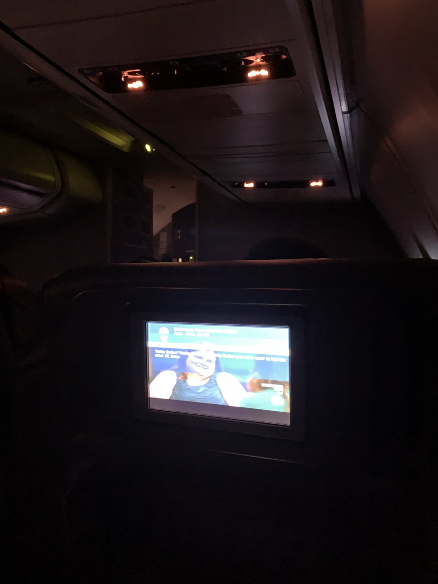 donniesd's tweet photo. The worst #UnitedAirlines flight and fist class experience i have ever been on. Why would you board us knowing it will be over and hour wait sitting on the tarmac. How can i get a cocktail before we take off, but cant get one while waiting on the tarmac. Also cant to use the poty https://t.co/HhJJkn74T9
