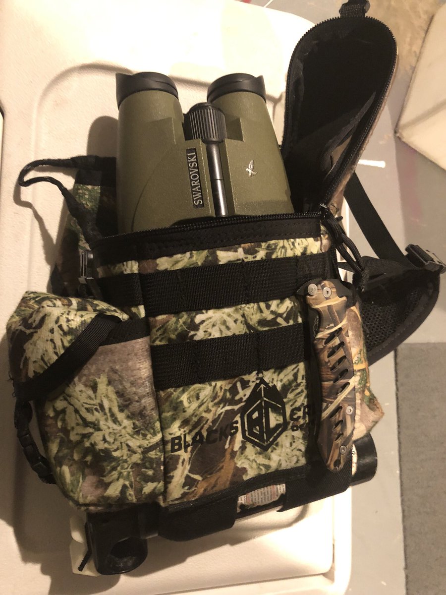 The new <a href="/BlacksCreek/">Blacks Creek</a> #Raptor #bino harness .... #Great for #alberta #bearspray holder on bottom