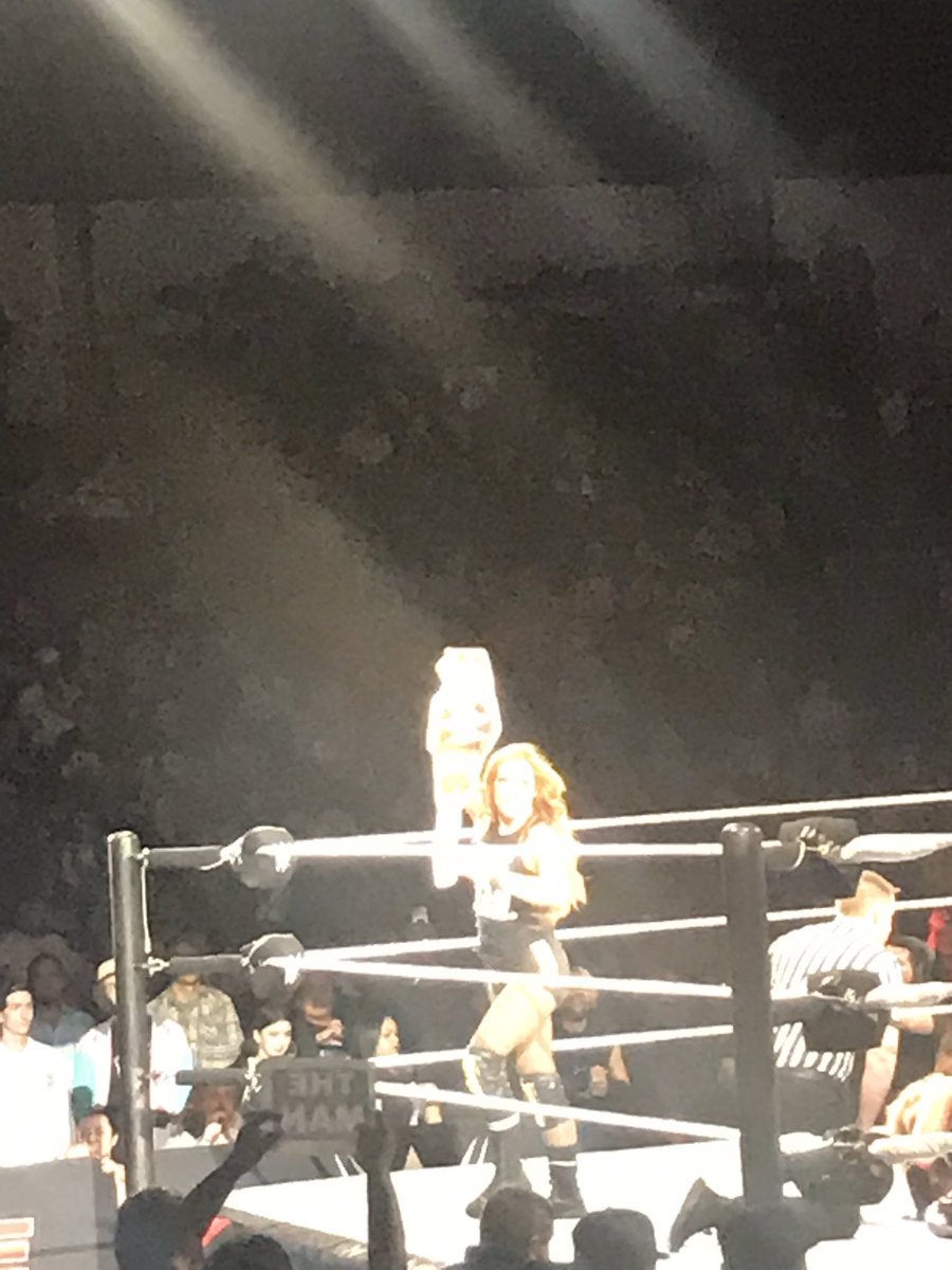 Aislee Trachta tweet media