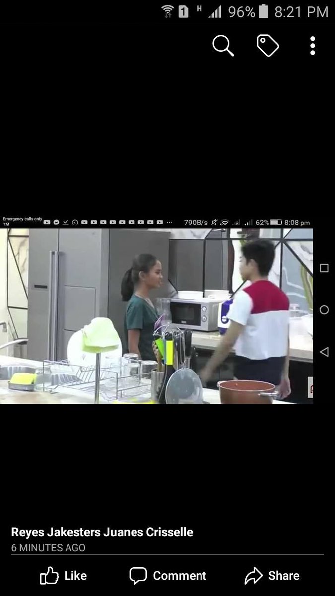 jessabelvaleza1's tweet photo. Ito ung ngiting tagumpay nung nalaman nia na si sho hindi gusto si kyzha.😂

#ShoiYen https://t.co/sdy0ZdpDiL