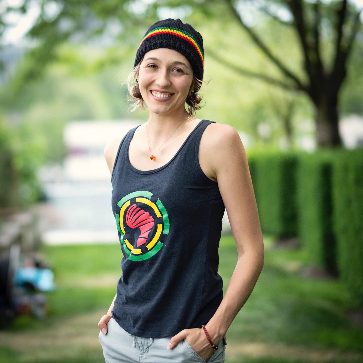 AVAnderstarren's tweet photo. These #toques are knit &amp; donated by my Oma, who is 87 years old, for @Foundation_IL.
It's a family effort 💚💛❤️and I'm so thankful that my family is supportive of our project and goals. 

They are $15 each &amp; you can buy them online:
https://t.co/tFieIle0Rm

Photo by Laura May https://t.co/X5gWIOvto9