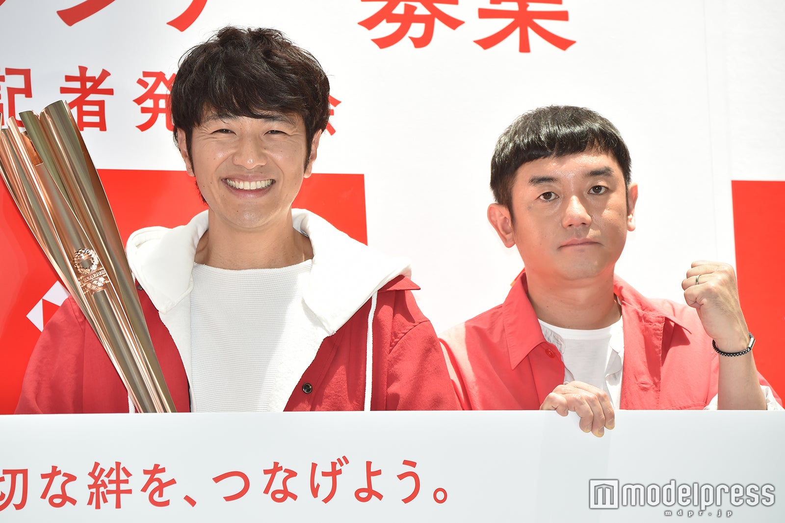綾瀬はるか オリンピックパネル 東京五輪 綾瀬はるか：聖火ランナー疑似体験「興奮した」 HIKAKIN、はじめ