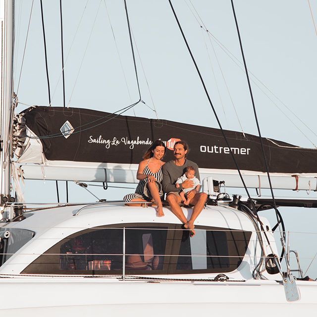 Roof hangs with the crew. bit.ly/2WLwrZa