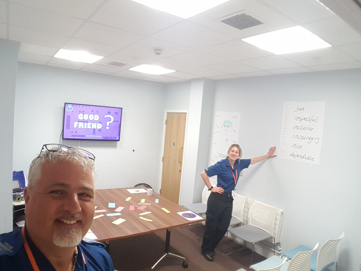 PoliceStow's tweet photo. Ready to pass on a safeguarding message to over 1000 children from schools in the locality #CrucialCrew #Choose_good_friends @mixstowmarket @SuffolkPolice #StowSNT https://t.co/EaW3qX7Rwf