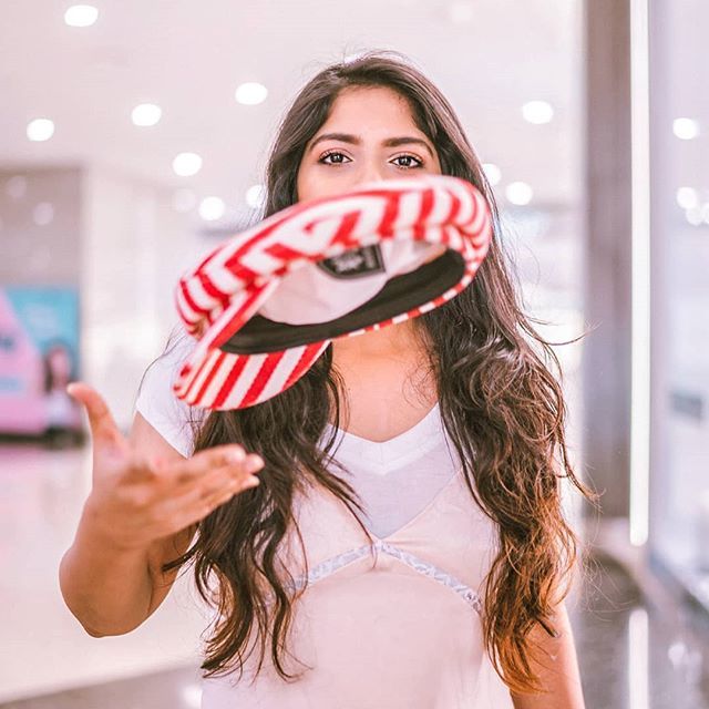 bhumika_t's tweet photo. Eyes are window to the soul ~
Do you remember this @ravishingfocus?
We were trying a particular shot but didn't get it even after so many attempts. This was an in between shot but I still love this ❤️ #eyes #sailorcap #brixton #indianblogger #instalove #… https://t.co/5rR4rn9E1G https://t.co/uHBzXjpYUl