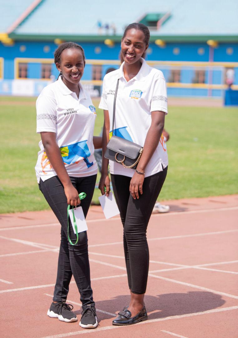 InshutiL's tweet photo. Glad to be part of #KIPM2019,
Thank you @KigaliMarathon for organising a such great and an amazing Marathon.
And the credits goes to @MUZOGEYEPlaisir , thank you for making this Marathon an enjoyable and memorable one 😊👌. #KigaliMarathon #KigaliPeaceMarathon #KigaliMarathon19 https://t.co/RDGJKaV4Ad