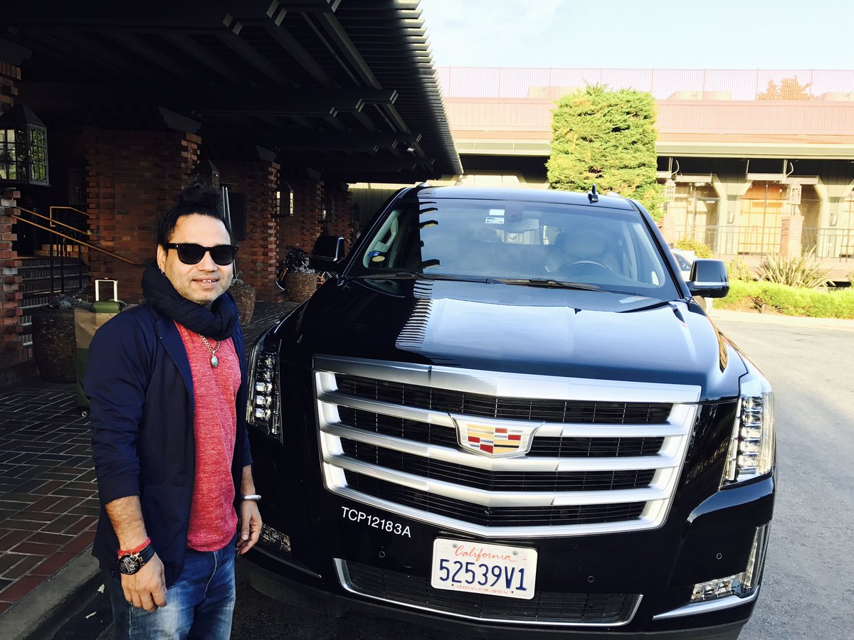Kailashkher's tweet photo. New York days.
#throwback #memories #goodtime #cadelac #escalad #madmachine https://t.co/GYeRCtXiiq