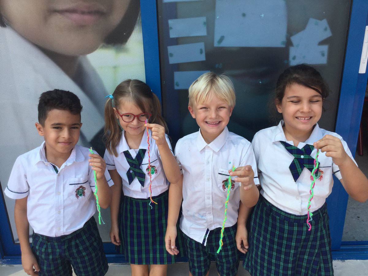 JPS_Year1's tweet photo. Look at our lovely plaits! #JPS1B #JPSConceptualLearning https://t.co/shU0EJtScw