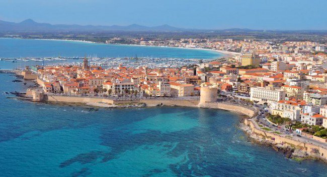 discoradioIT's tweet photo. #Amministrative2019, Mario #Conoci è il nuovo sindaco di #Alghero (Ss). Conoci, è sostenuto dalle liste di Forza Italia, Fdi, Psd'Az, Lega, Noi Alghero, Udc Noi Sardinia, Partito dei Sardi, è stato eletto con il 53,10%, contro il sindaco uscente Mario Bruno https://t.co/E71h7Uhu3V