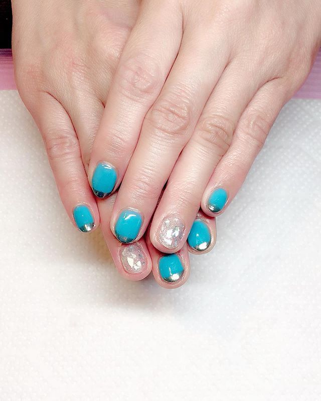 Olive Nail Olive Nail フレンチネイル シルバー ミラーネイル ブルー 涼しげネイル シェル ネイル いつもありがとうございます ジェルネイル ネイル ネイルサロン ネイルデザイン 船橋 鎌ヶ谷 馬込沢ネイル 馬込沢 Nail T