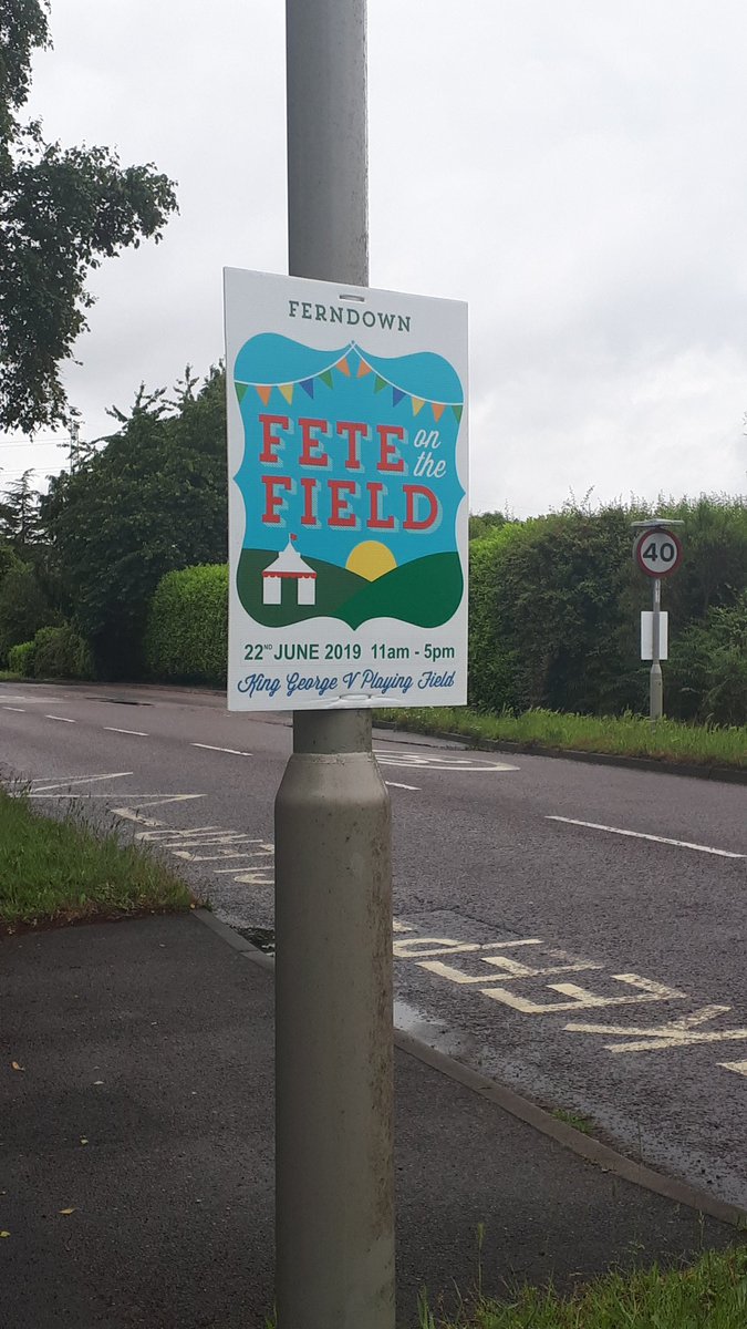 FerndownFOTF's tweet photo. The signs are up! Look forward to seeing you there on Saturday 22nd June #WOID #dorset #fete #familyfun https://t.co/yRyNbKPvdh https://t.co/XzWsUirs2v