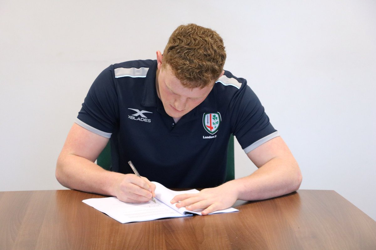teamrbcs's tweet image. With only a few weeks left of School, one of our year 13 pupils has already started his career-full time professional rugby player for @LiRFC Josh Smart will continue his success on the rugby pitch!We wish him well on his rugby career path!Go well Smartie @ReadingBlues #teamrbcs