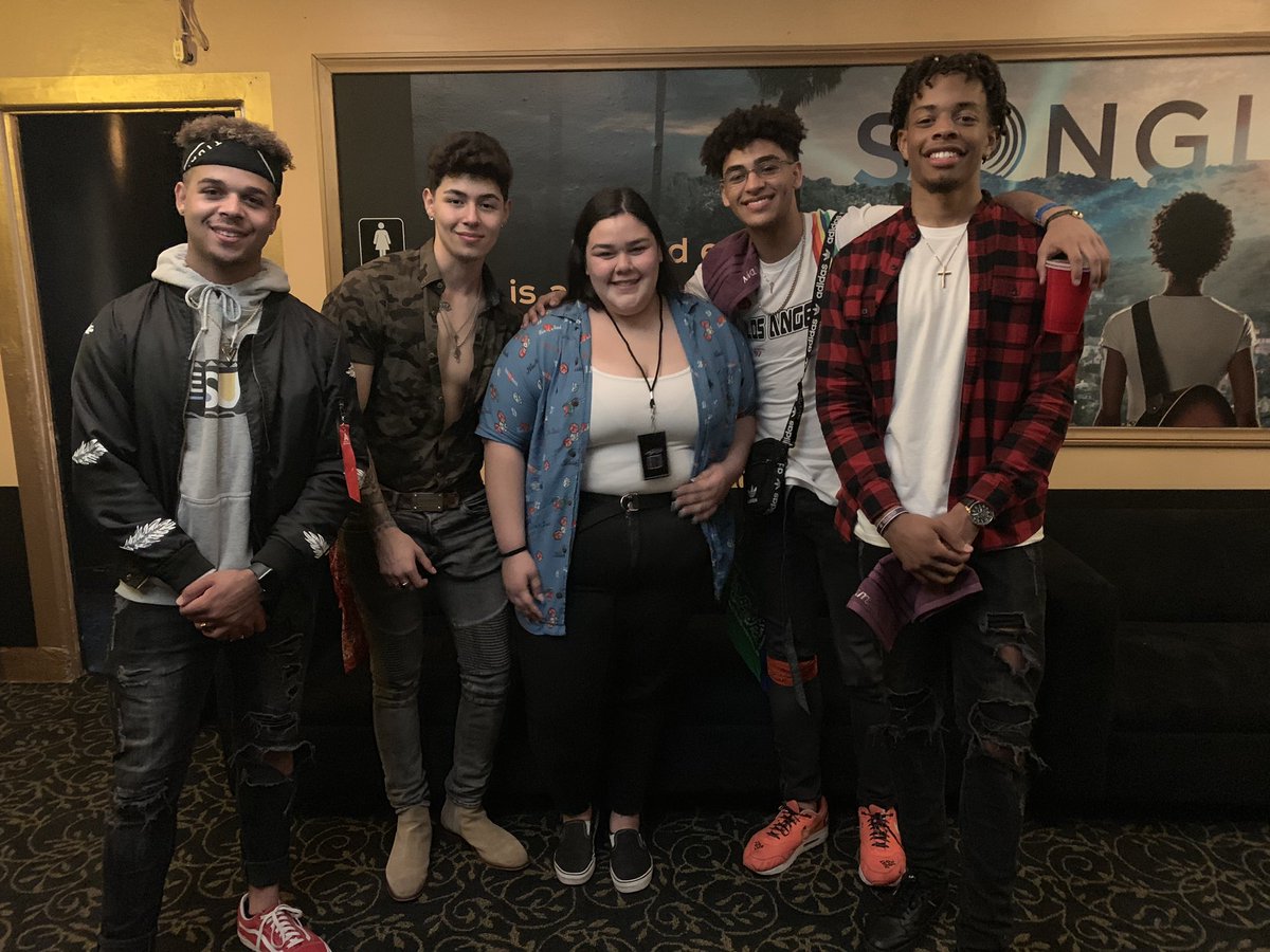 crizpycrackdad's tweet photo. One of the best concerts so far!!
@4th_Ave_Music @alexaiono
#fun23tour https://t.co/CYrzN6oYKx