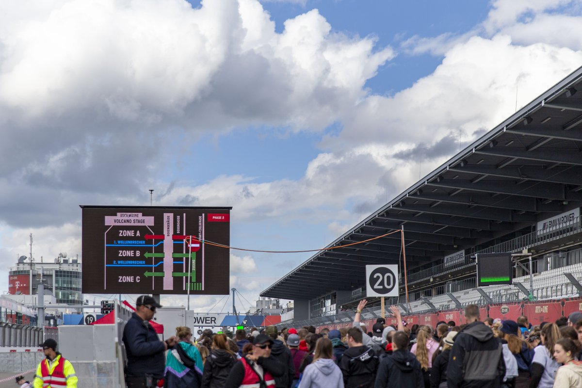RIEDELnet's tweet photo. Three days of rock and roll have passed by in a flash at Rock am Ring 2019! Along with great music we thoroughly enjoyed the atmosphere that prevails at this legendary music festival.
#Riedel #Bolero #Artist #theonlyintercom #rockamring https://t.co/DGYnagnFWx