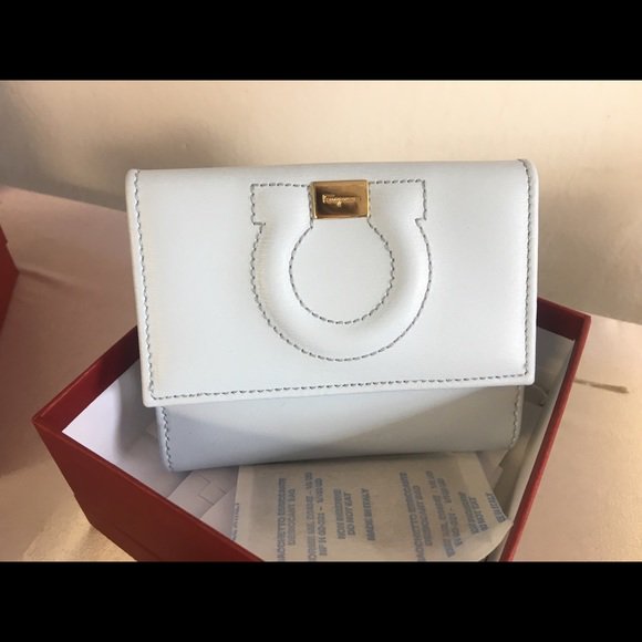 So good I had to share! Check out all the items I'm loving on <a href="/Poshmarkapp/">Poshmark</a> from @Mai53869622 #poshmark #fashion #style #shopmycloset #lillypulitzer #salvatoreferragamo: posh.mk/2lhUUyhvAX
