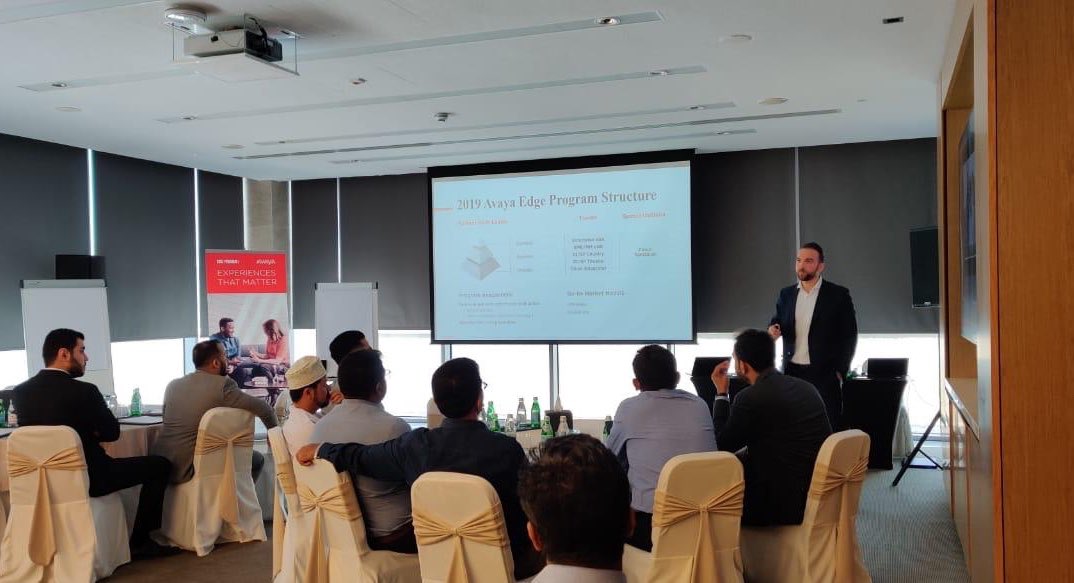 Presenting the Avaya Channel Strategy and Edge Program during the MidMarket Centrum Launch in Oman #Ideas2Inspire #avayamea #midmarket #Avayapartners #Oman