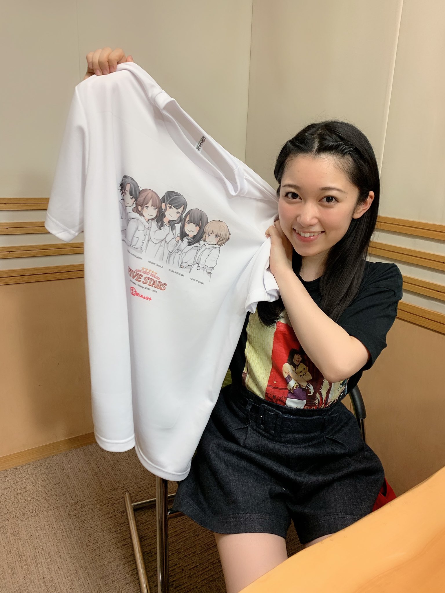 Five Stars 放送後記 いやぁ みんなかわいいメールでしたなぁ かわいいメールに癒されました アフターは相変わらずでした 今週末はイベントです よろしくねー 黒沢ともよ Agqr Ag 5stars T Co L2tjng5phq Twitter