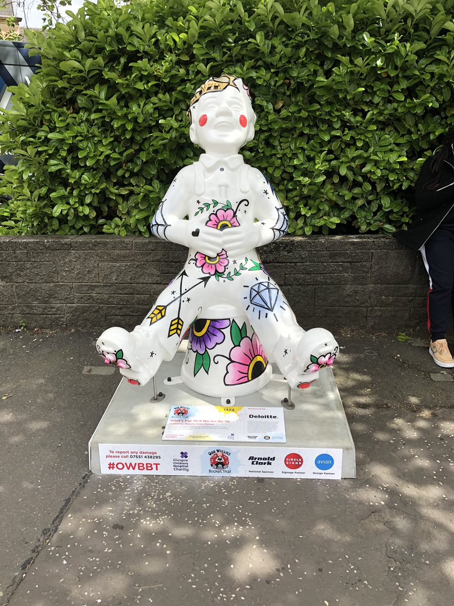 FergusonWhyte's tweet image. Nice to have one of these across from the office! @OWBIGBucket  #OWBBT #ByresRoad