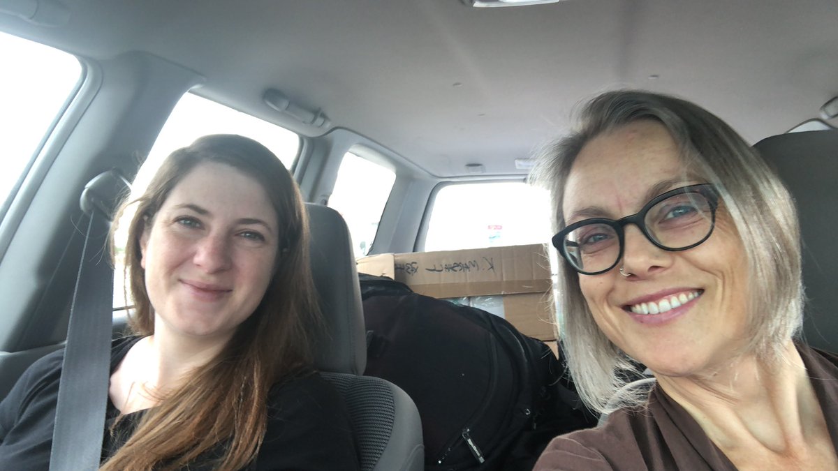 tova_sustygal's tweet photo. Start the morning right... carpool. @KatieWall16 is all the awesome. @TravelWiseWR #carpoolselfiewr #carpoolwr. https://t.co/0ehJgjG14Y
