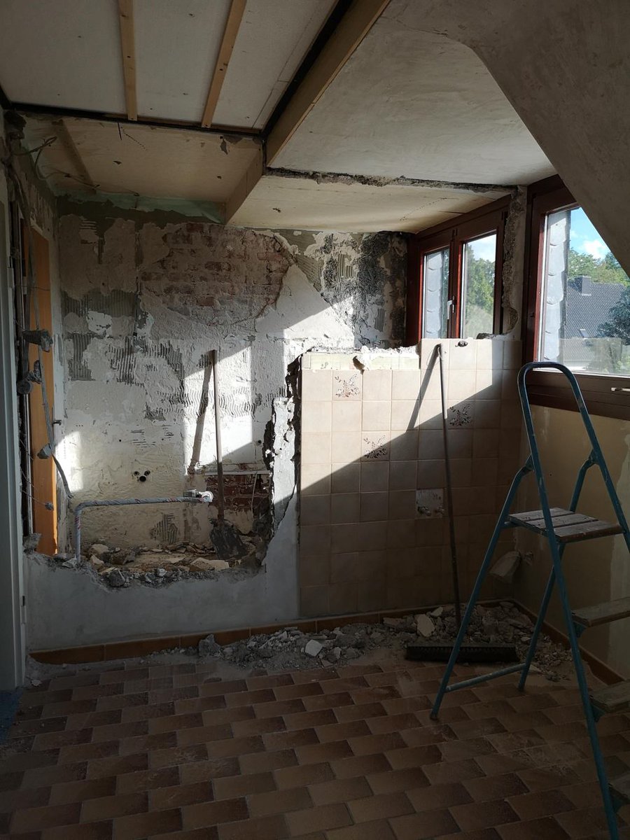Baustellentagebuch 3 – Ein Durchbruch schauwerte.wordpress.com/2019/06/17/bau…