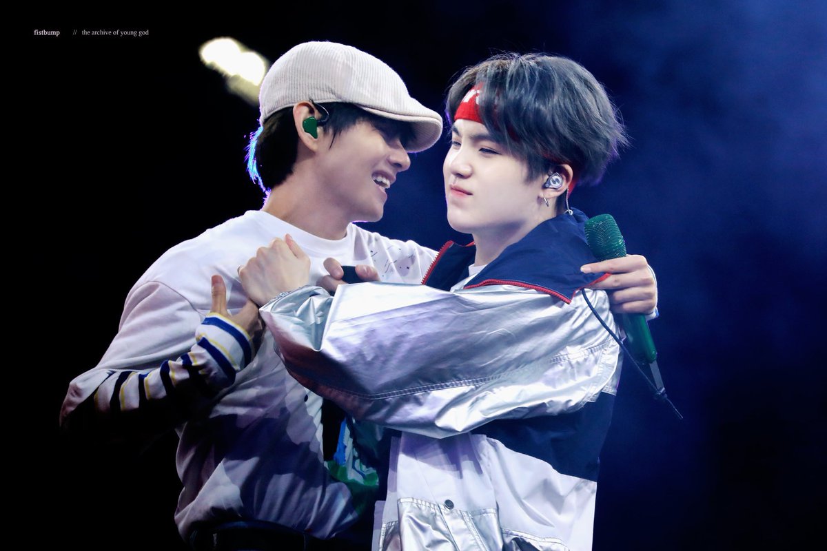 vgaindahouse's tweet photo. แมวดื้อ น่ารักมากกกก 🥰🥰🥰

(cr. fistbump)
#วีก้า #แทกิ #taegi #뷔슈 https://t.co/WtttQm6n4G
