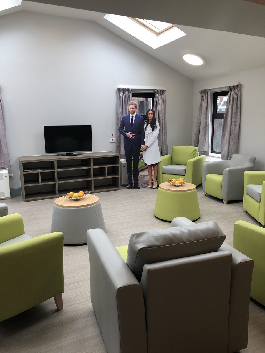 hilts's tweet photo. Take a look at our fabulous new ladies lounge and dining area! #AthenaWard #CBU @GMMH_NHS #totalrevamp #RoyalApproval Next steps, patient input on wall decorations! @helenmurt @Nyreen18 @Sophie_Robo https://t.co/2t67VQ7qN4