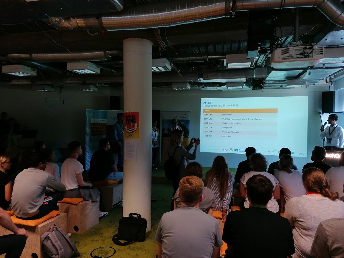 bastian_stahl's tweet image. Los geht&apos;s beim 6. GENOHackathon! #techquartier #hackathon #genohackathon