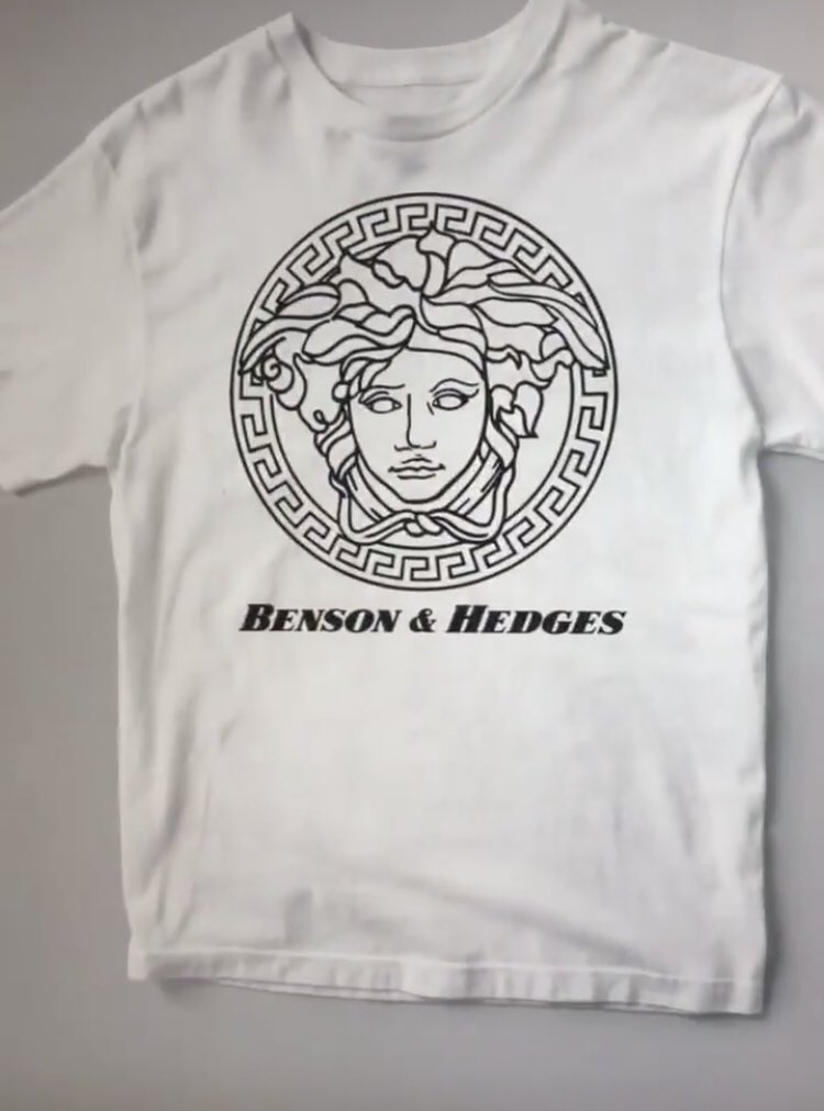 SocialSuperking's tweet photo. IVE GOT ONE OF THESE WHITE ONES LEFT OVER! 
It’s large, and it’s fire!
Give us a shout if you want it! 25quid. 
#smashingclobber #tshirtswag #bootleggers #bootlegtshirts #waveygarms #ukfestivals #remix #designerremix #ootd #fashionuk https://t.co/eNQjpAApGU