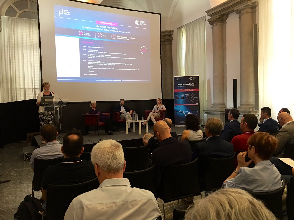camcom_milomb's tweet image. 📢 Live da #Conversazione40
🌐 Monica Mauri, nostra dirigente: come #camcom abbiamo configurato la nostra funzione di attrattore e facilitatore sui temi di #impresa40
✅ 3 linee di intervento: #formazione, finanziamenti e #servizisumisura per le #pmi.