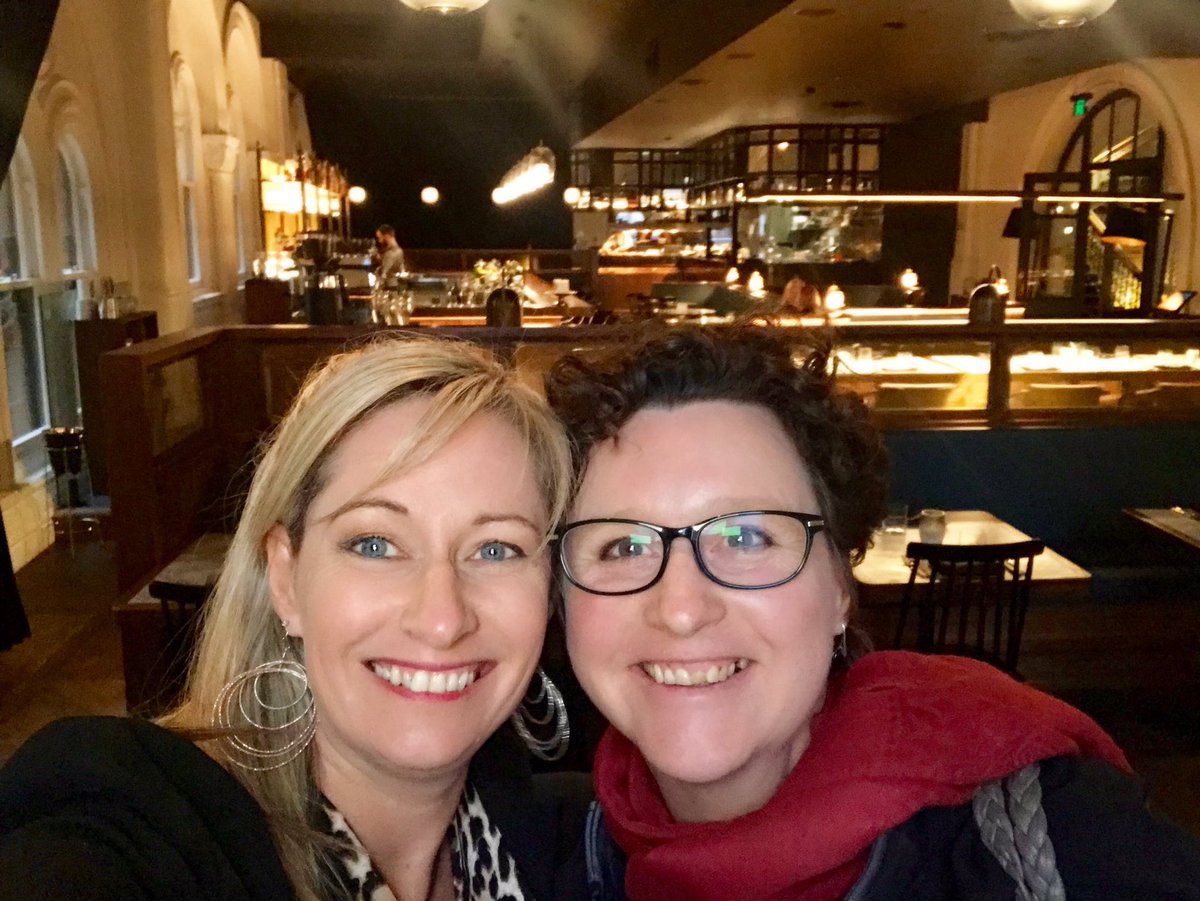 LeeUssher's tweet photo. So I’ve found my new #After5 city haunt.
#ReignAtTheQVB you were the perfect end to a productive day.
#lifebydesign #marketinglife #socialbusiness #mondaymood #posttheordinary #authenticity https://t.co/BP8yM9Xro2