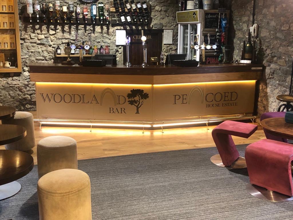 BulbsintheDiff's tweet image. Don’t forget we offer a bespoke service to make up whatever length of LED tape you need for a simple cupboard light, to a full colour changing commercial bar. Check out our website cardifflightbulbcompany.co.uk for more information on all your lighting needs.#keepitlocal #Cardiff #LED