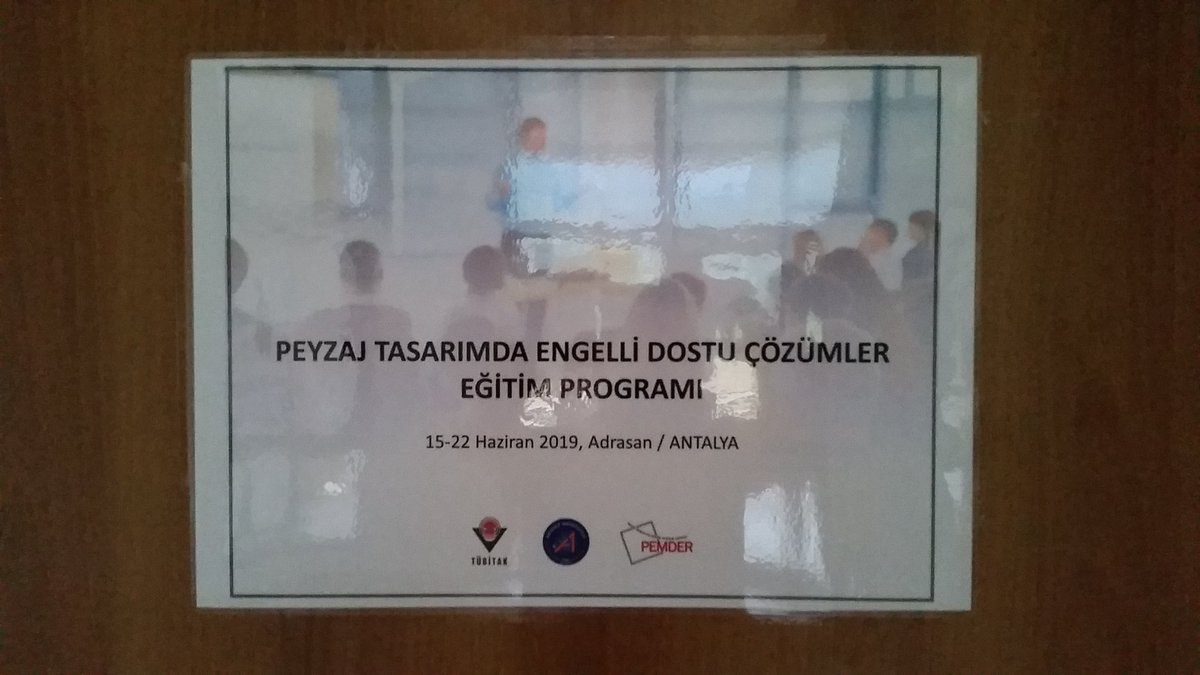 pmdernek's tweet photo. PEMDER ve TÜBİTAK tarafından desteklenen, Akdeniz Üniversitesi'nin ev sahipliğinde gerçekleştirilen "Peyzaj Tasarımında Engelli Dostu Çözümler" eğitimi Antalya'da başladı.
Programa 12 Peyzaj Mimarlığı bölümünnden 20 öğrenci katılıyor
#engelsizpeyzaj #PEMDER #unipem https://t.co/ZBrmCnRjRi