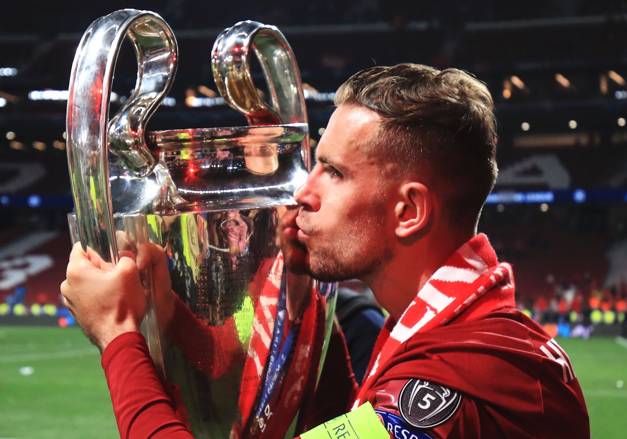 Happy birthday to our Champions League winning captain, Jordan Henderson!

Have a great day skipper! 