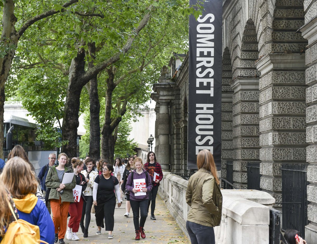 natsatclub's tweet photo. The National Saturday Club Summer Show has taken place at @SomersetHouse for the past ten years. We are very grateful to the Somerset House Trust for their continued support #SummerShow19 #natsatclub #thankyou https://t.co/w9NgaIHsRz