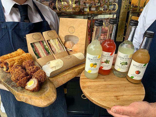 HGWalterUK's tweet photo. 🎾 Happy #QueensWeek !! 🎾 
Pop into our shop and pick up our Queens Survival Kit: 1 x HG homemade sandwich, 2 x sausage roll, 6 x scotch quails eggs and 1 x @luscombedrinks 
#queensclub #queenstennis #mealdeal #hgwalter https://t.co/HgHAp5fKrU https://t.co/3nN75ljFsc