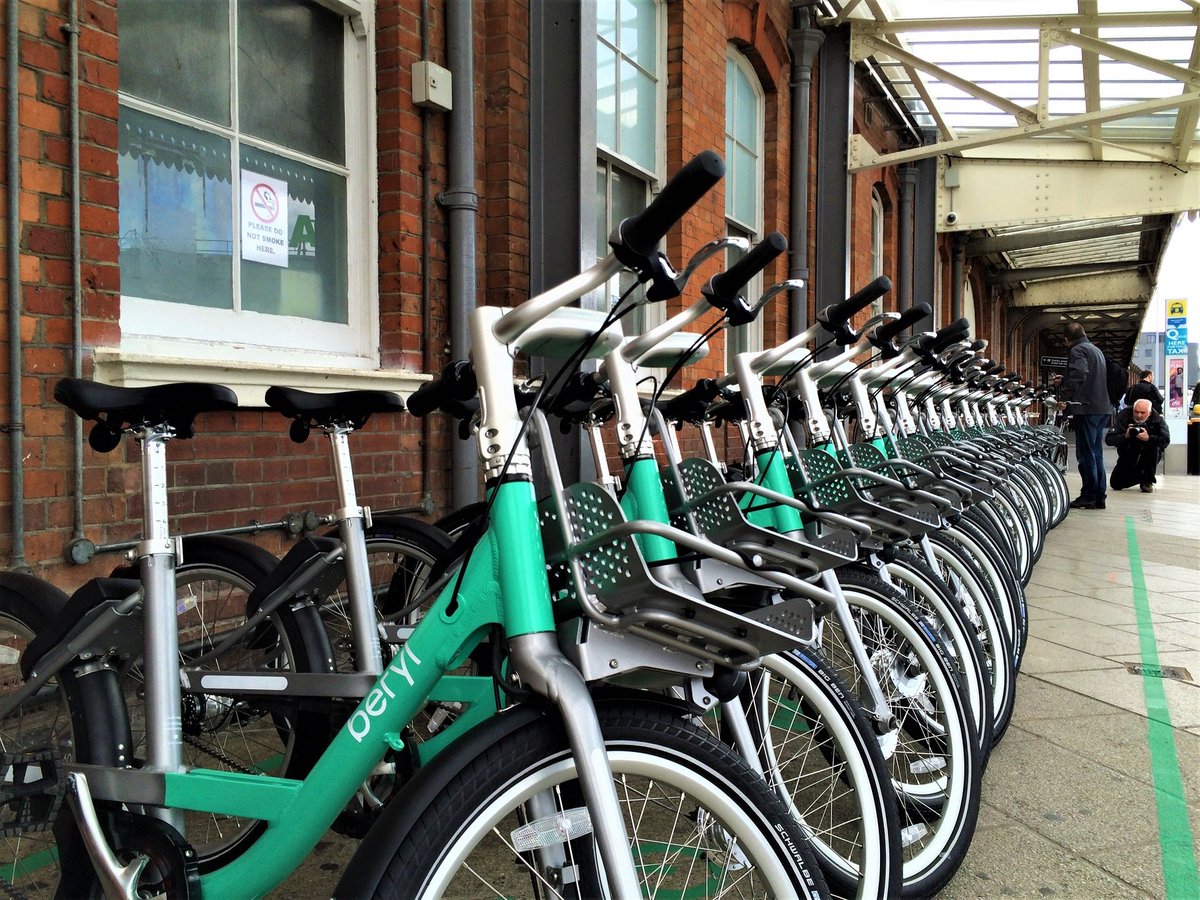 BCPCouncil's tweet photo. Situated in key locations around town, 50 emerald green @weareberyl bikes are now available for instant hire across Bournemouth and Poole.  With plans for future expansion, this fleet will increase to 1,000 as summer progresses. 🚴‍♀️ 🚴🏻‍♂️ 🚴🏽 https://t.co/7wBtsdV87J https://t.co/M7qVDW1VyV