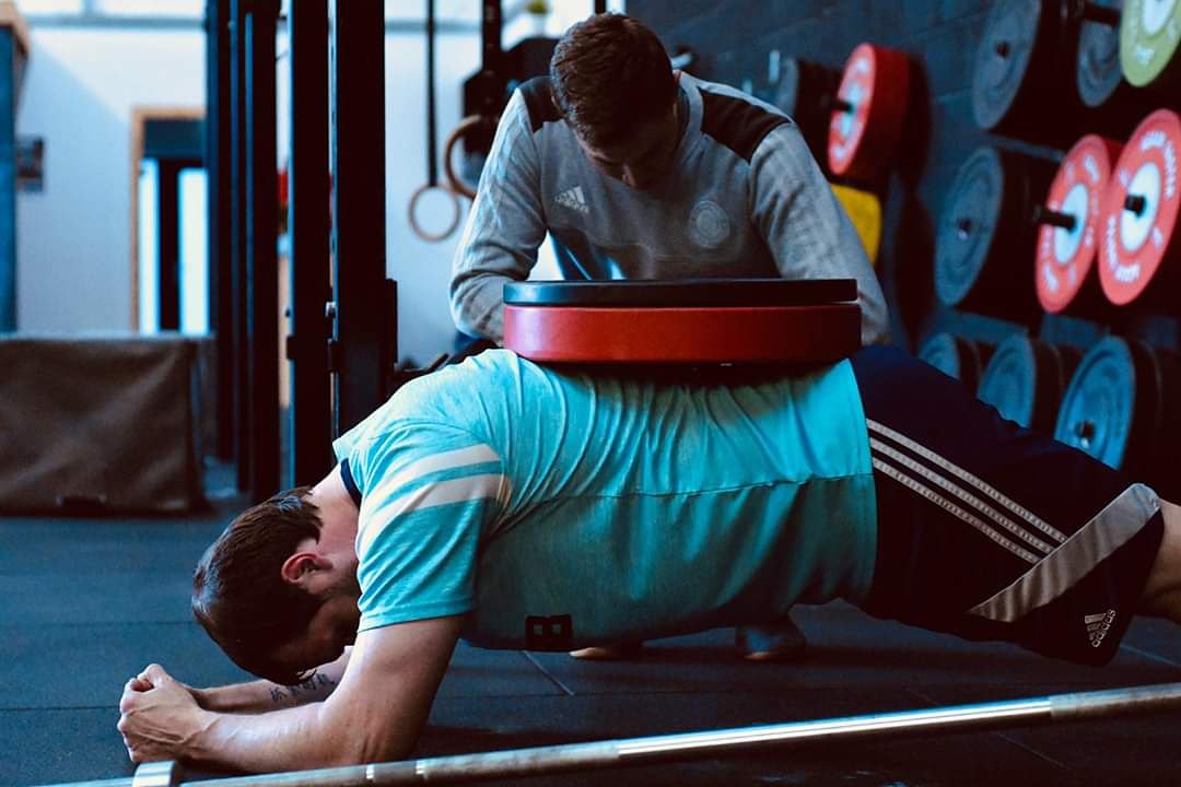 rawomagh's tweet image. We 💛 coming into work everyday to help our members get that 1% better than they were the day before! 💪🦍

#rawperformance #rawomagh #nourishperformevolve #omaghtown #omaghgym #tyrone #smallgroups #teamtraining #strenght #conditioning #wellbeing #gusthegorilla #rawhumans #omagh