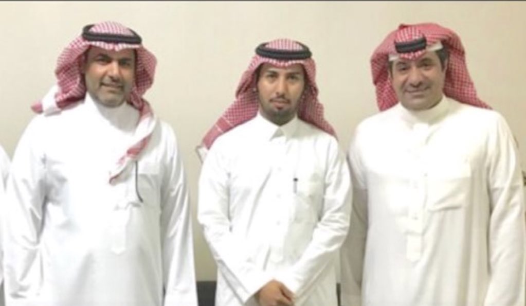 Bdah_1212's tweet photo. #تم انظمامي اليوم بحمدالله وتوفيقه 
الى طاقم #قناة_الصحراء .
#ويظهر بالصوره مدير قناة الصحراء 
#اخي الاعلامي معيض العتيبي 
وكذالك #اخي الاعلامي فراج بن غضيان 

#وأود الشكر الى جميع الزملاء والى كل من تشرفت بالعمل معه سابقاً في 
#قناة_الاماكن_الفضائية 
واتمنى لهم التوفيق الدائم https://t.co/92BBNg73WU