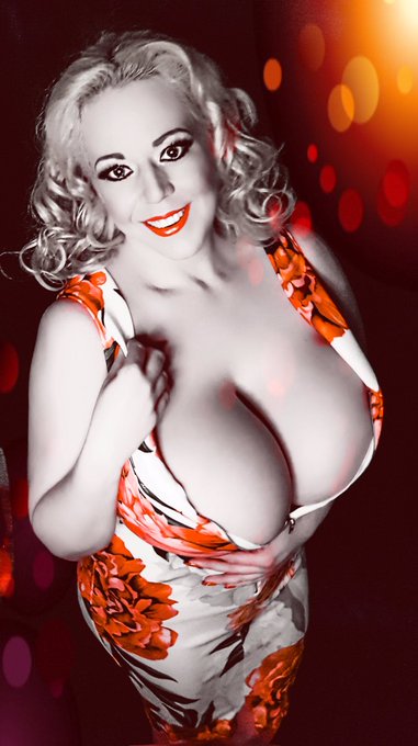 2 pic. Hello new week ?hello monday ? wish you a good start to the new summer week with success and lovely