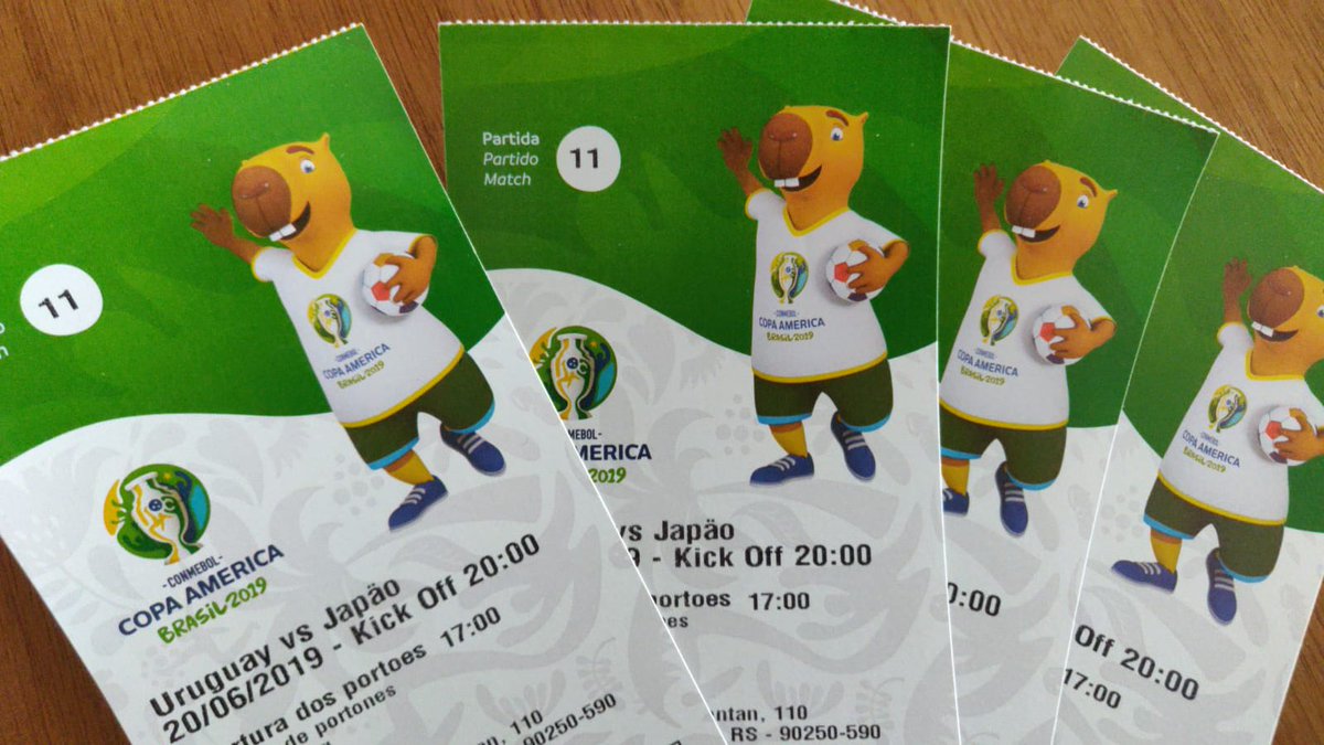 Llegaron entradas! Si estas a tiempo de viajar a Porto Alegre, regalamos con <a href="/Embajadores_gol/">Embajadores del Gol</a> 4 entradas simples! Tenes que seguirme y hacer RT a esta foto. Porto Alegre queda cerca y la "celeste" merece tu apoyo. Daleeee y te vas a #Uruguay x Japón!! #CopaAmerica 🇺🇾⚽️👇